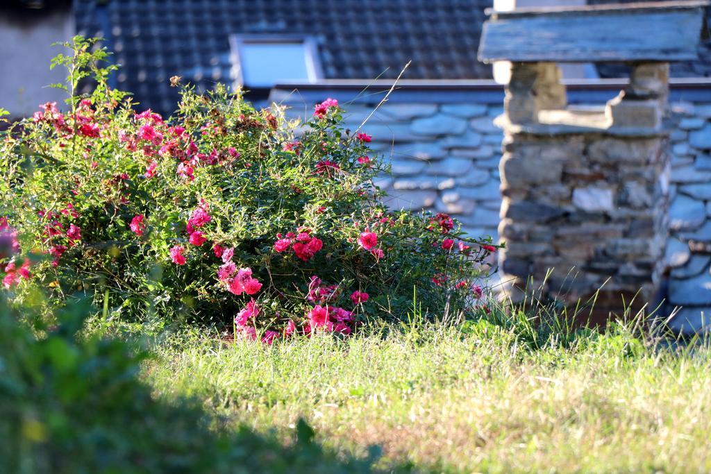 Ostello Del Castello Tirano Exterior foto